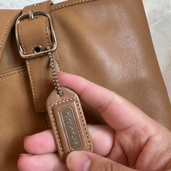 Pre-owned! Coach Hampton Vintage Large Carryall Tote In Brown No. B04F-5143 - Picture 4 of 15